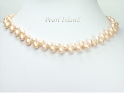 Elegance Peach Oval Pearl Necklace 6-7mm